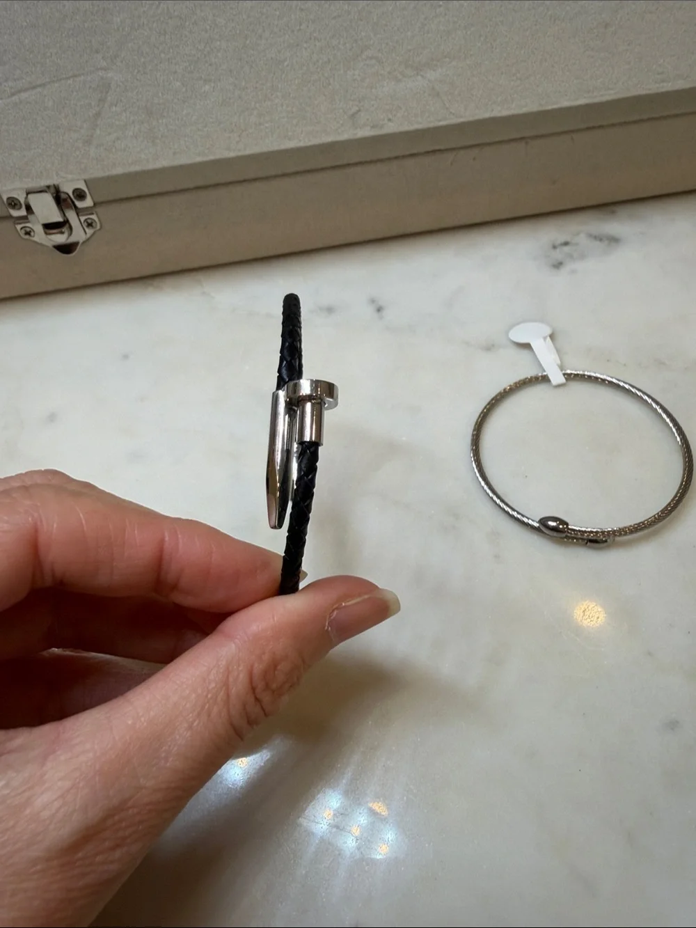 Set of 3 bracelets real black leather, cable and adjustable, stainless steel.